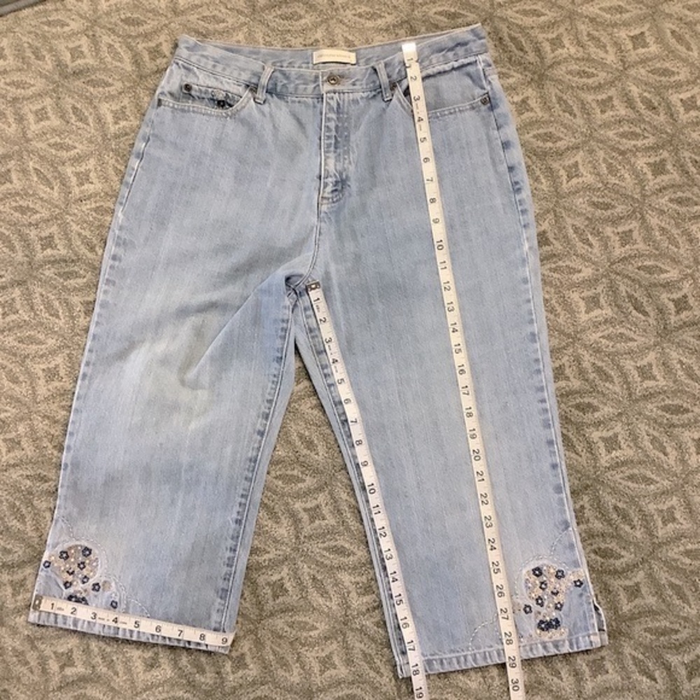 CHRISTOPHER & BANKS Embroidered Denim Capris 42 - Picture 7 of 8